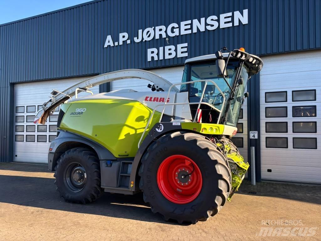 CLAAS Jaguar 960 4WD Strojevi za krmu na vlastiti pogon