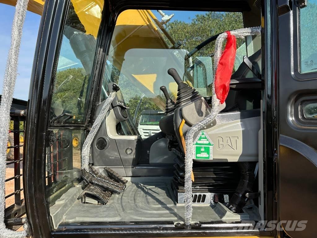 CAT 320 D L Bageri gusjeničari