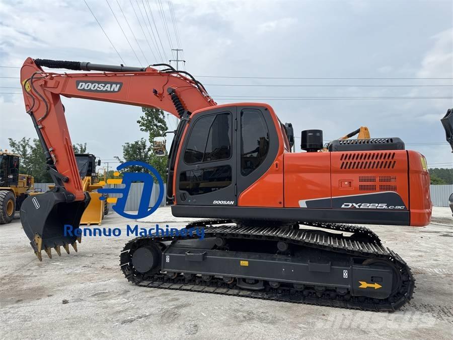 Doosan DX 225 LC-9C Bageri gusjeničari