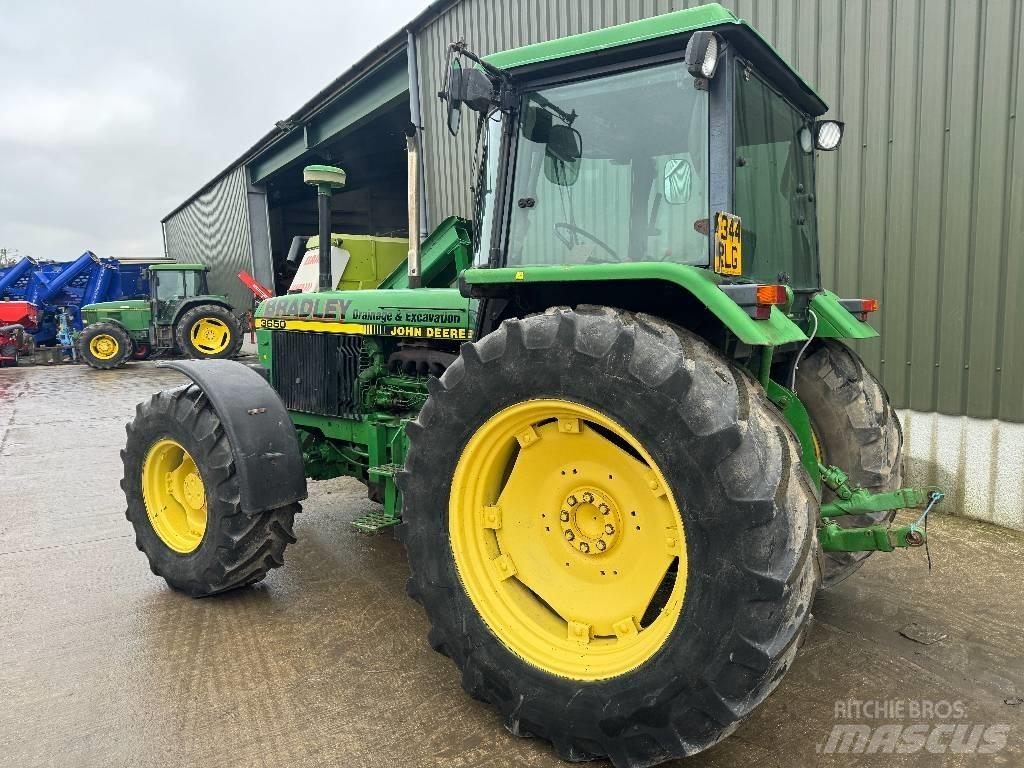 John Deere 3650 Traktori