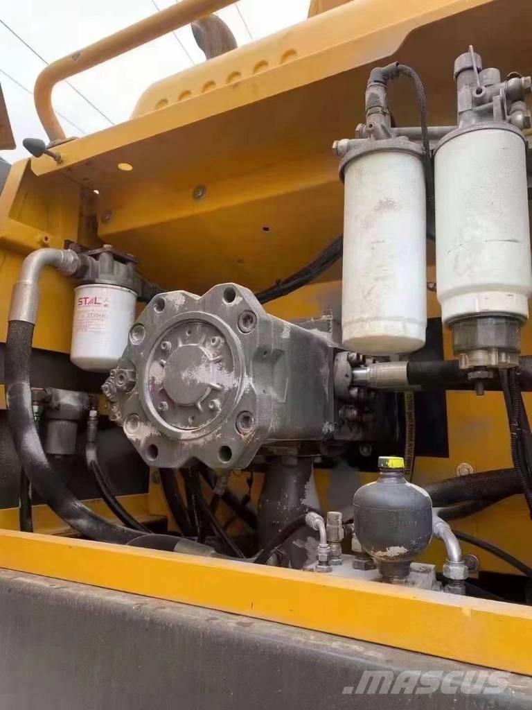 Volvo EC 360 Bageri gusjeničari