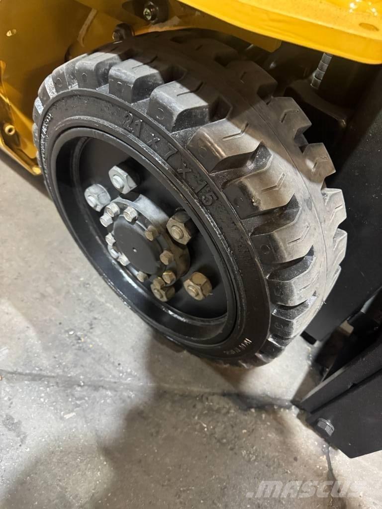 CAT FGC25N Viličari - ostalo