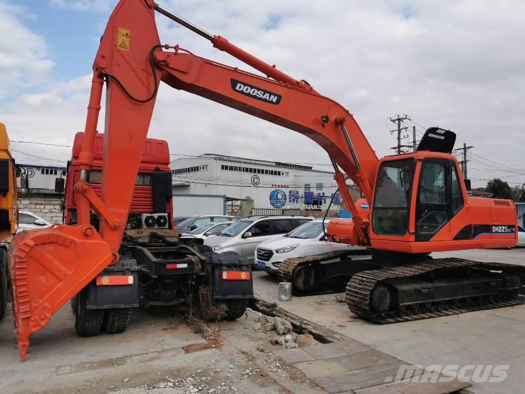Doosan DH225LC-7 Bageri gusjeničari