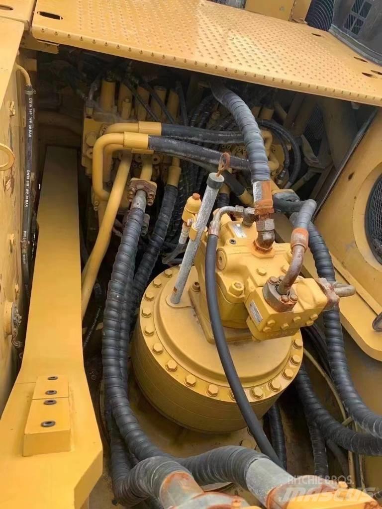 CAT 336 D Bageri dugog dosega