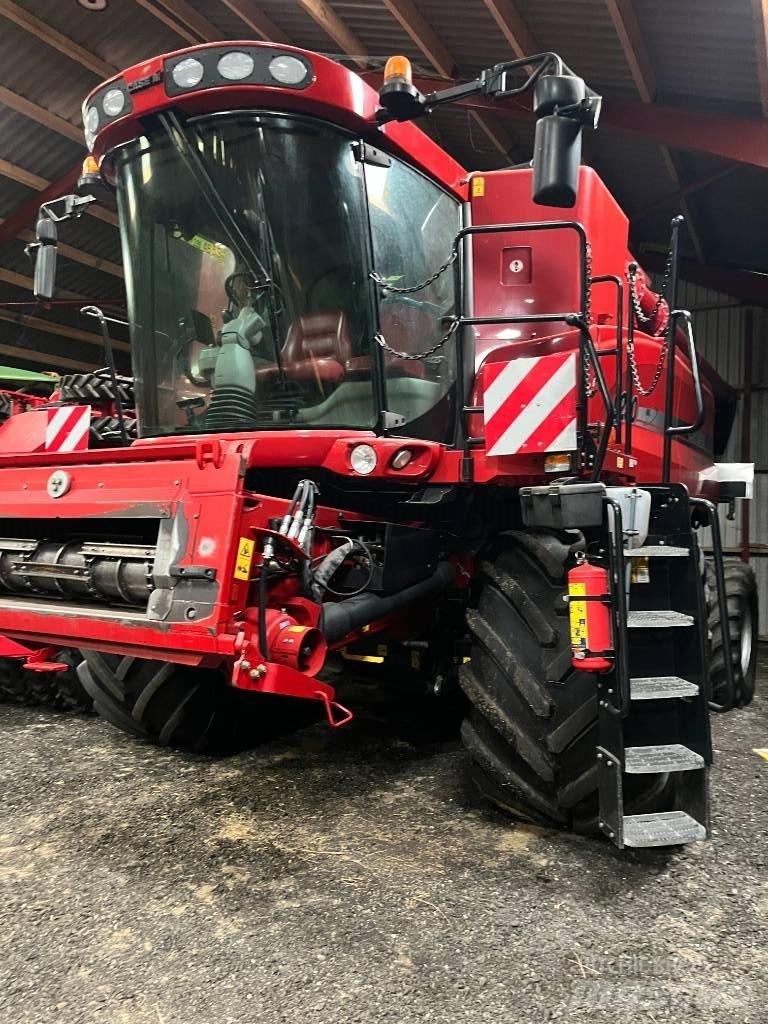 Case IH 9230 Kombajni