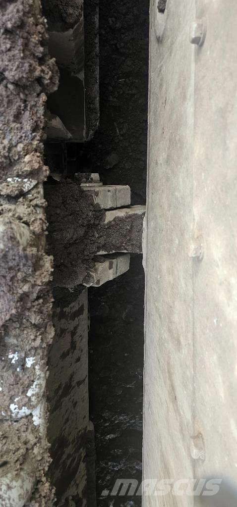 CAT D 11 N Buldožeri gusjeničari