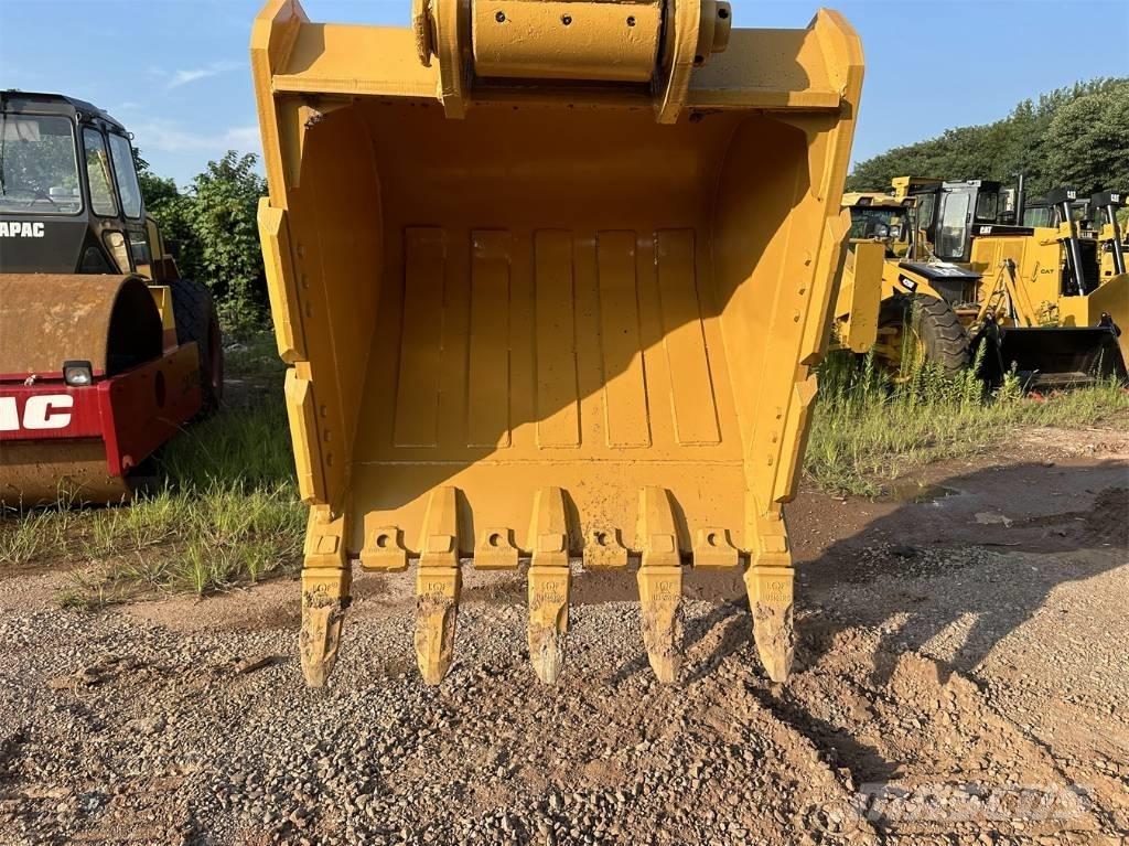 CAT 330 D Bageri gusjeničari
