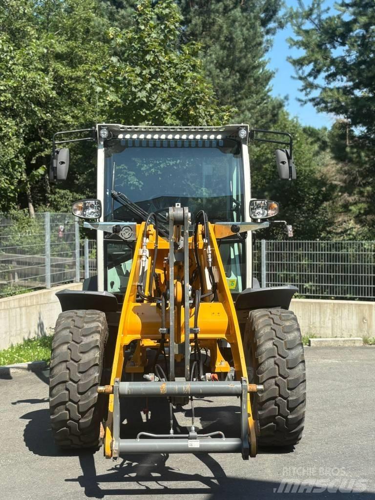 Liebherr L 506 Utovarivači na kotačima