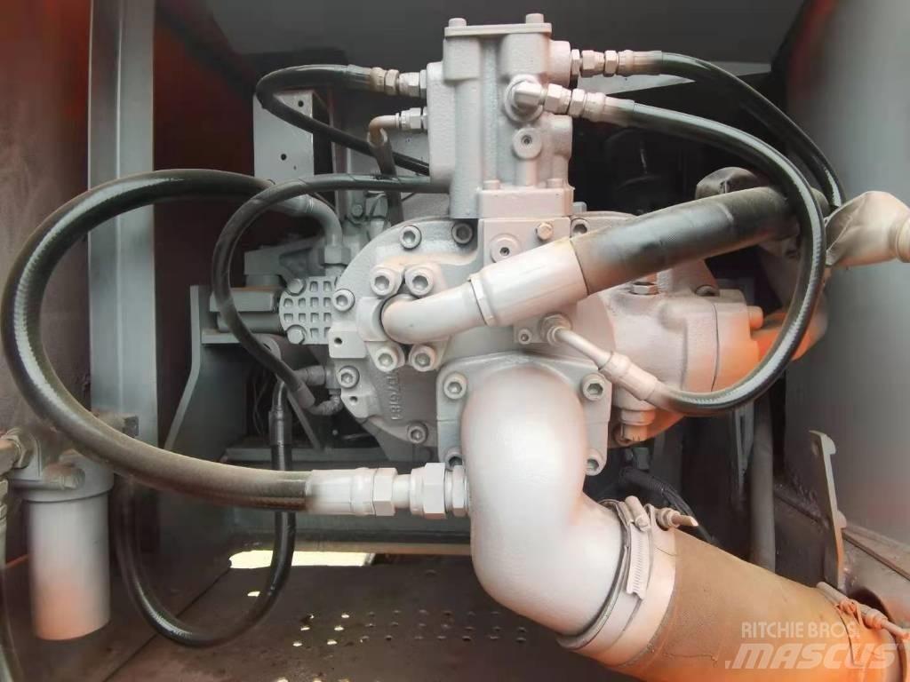Hitachi EX 200 Bageri gusjeničari