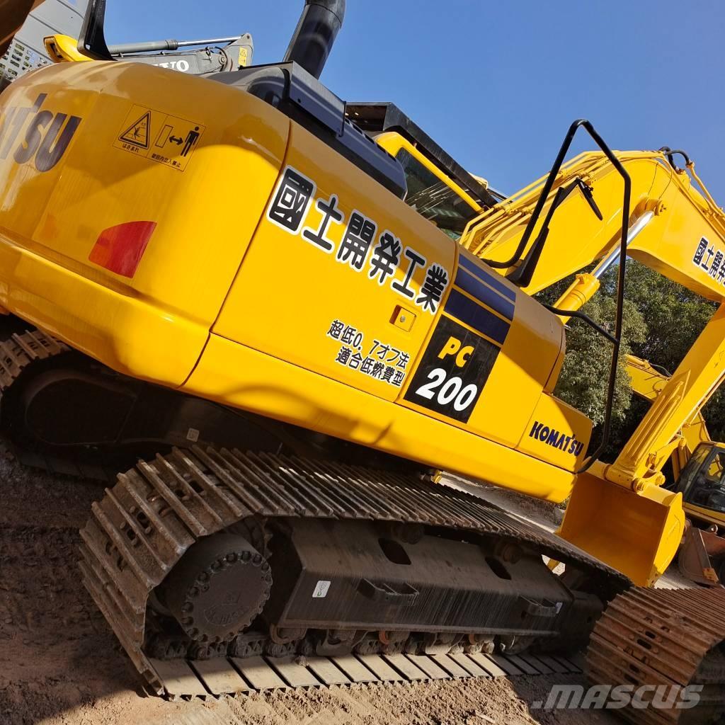 Komatsu PC 200-8 Bageri gusjeničari