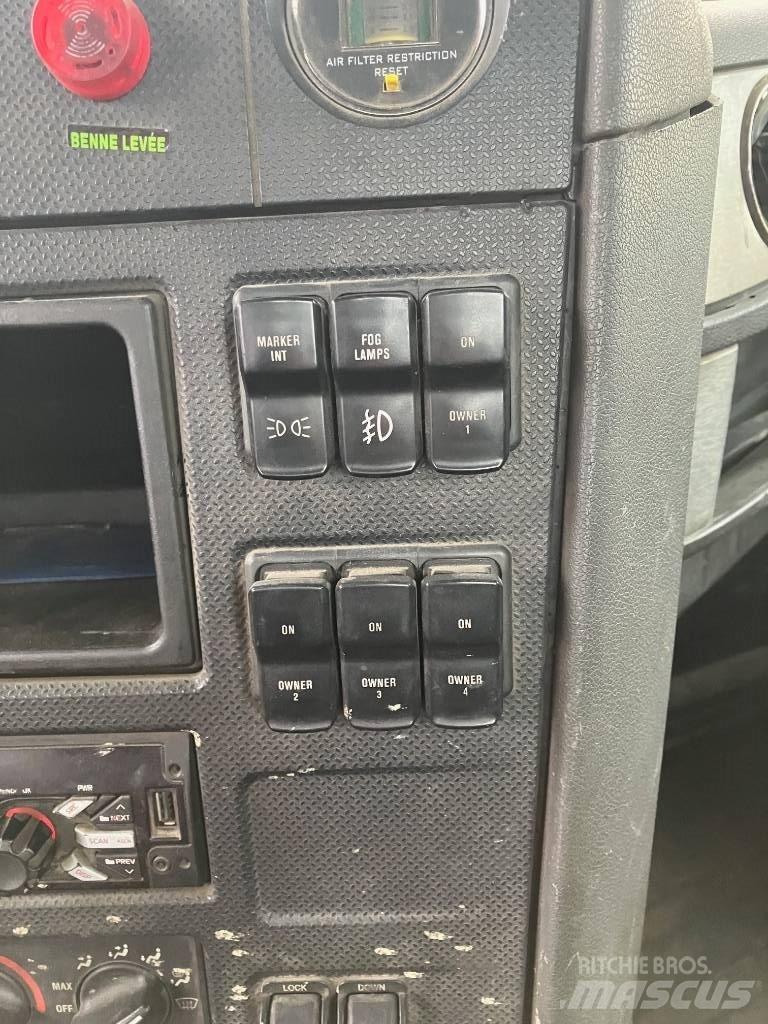 CAT CT 660 Demontažnii kamioni za podizanje kabela