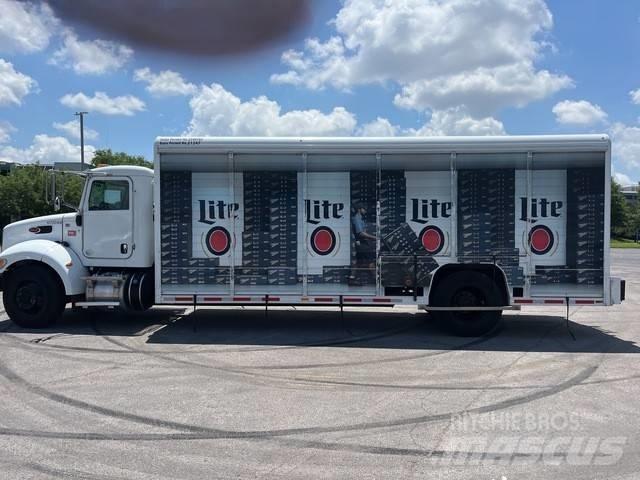 Peterbilt 337 Kamioni za prijevoz pića