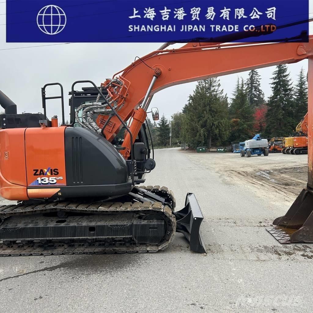 Hitachi ZX 135 Bageri gusjeničari