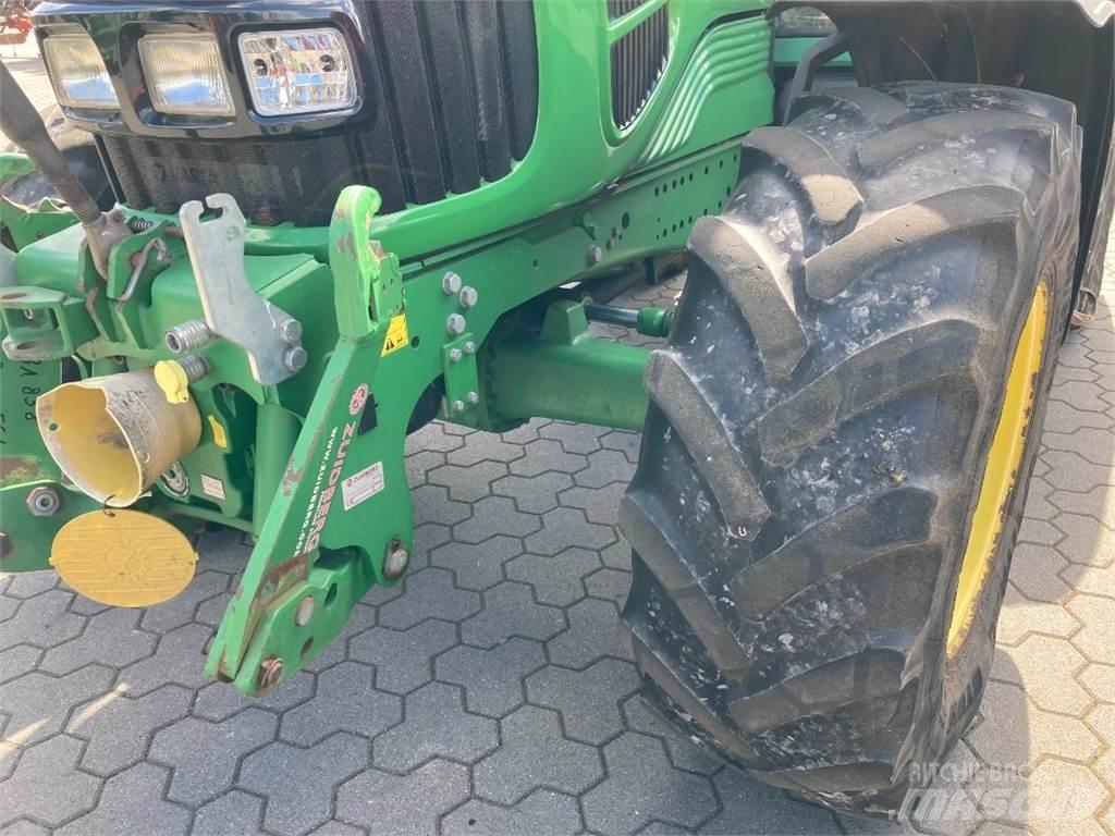 John Deere 6630 Traktori