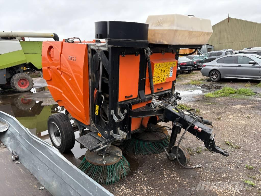Pronar ZMC 2.0 Strojevi za metenje
