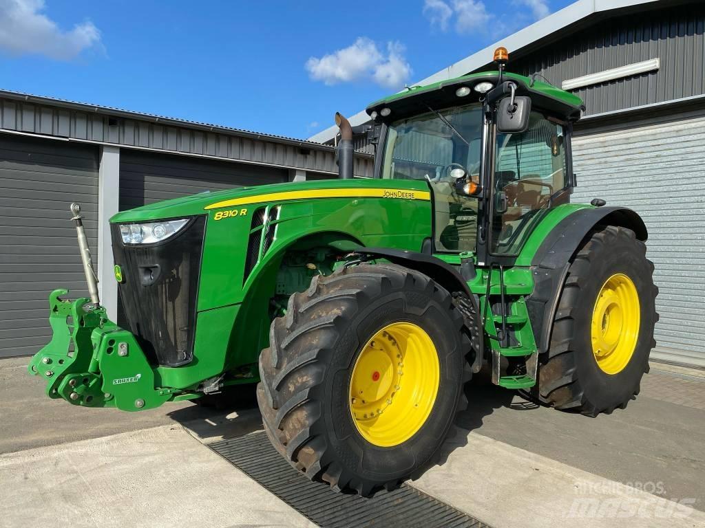 John Deere 8310 R Traktori