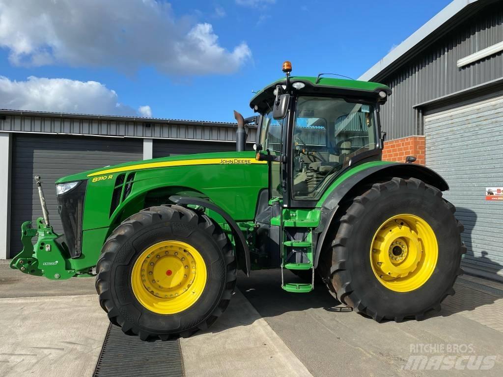 John Deere 8310 R Traktori