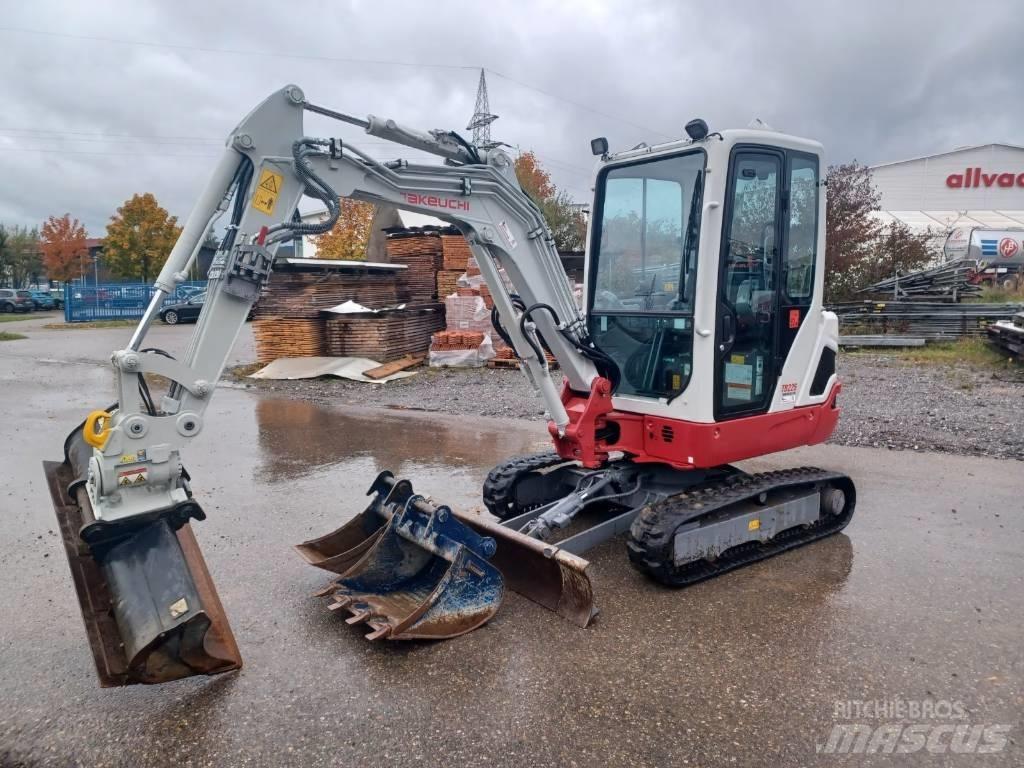 Takeuchi TB 225 Mini bageri <7t