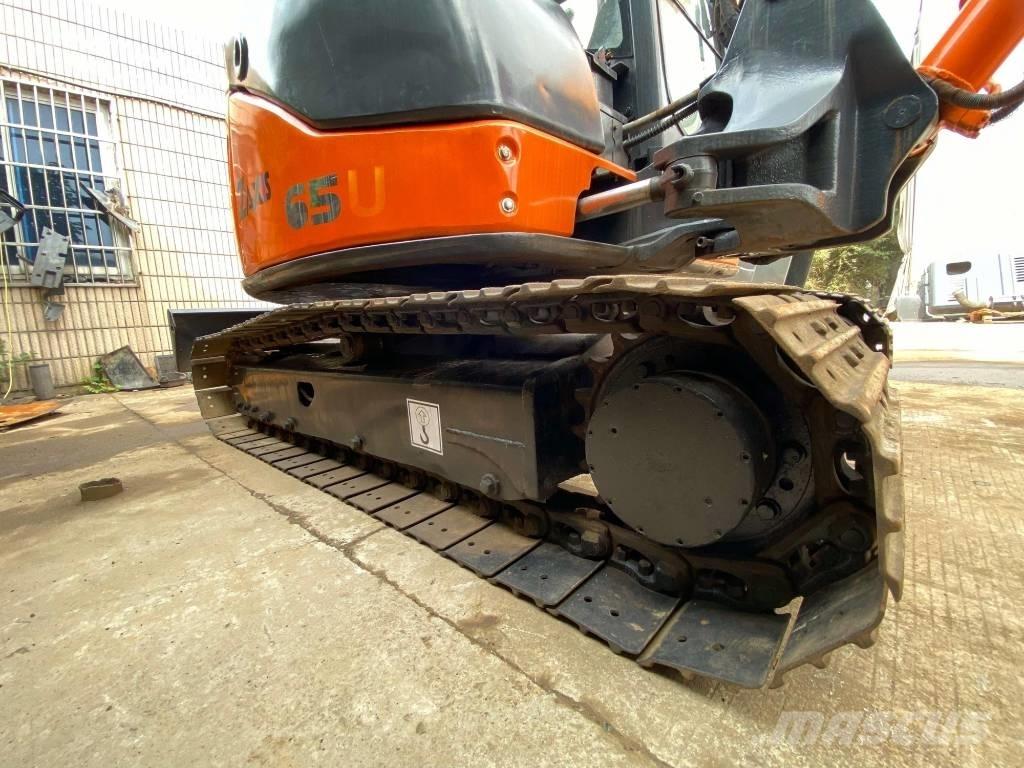 Hitachi ZX65 Mini bageri <7t