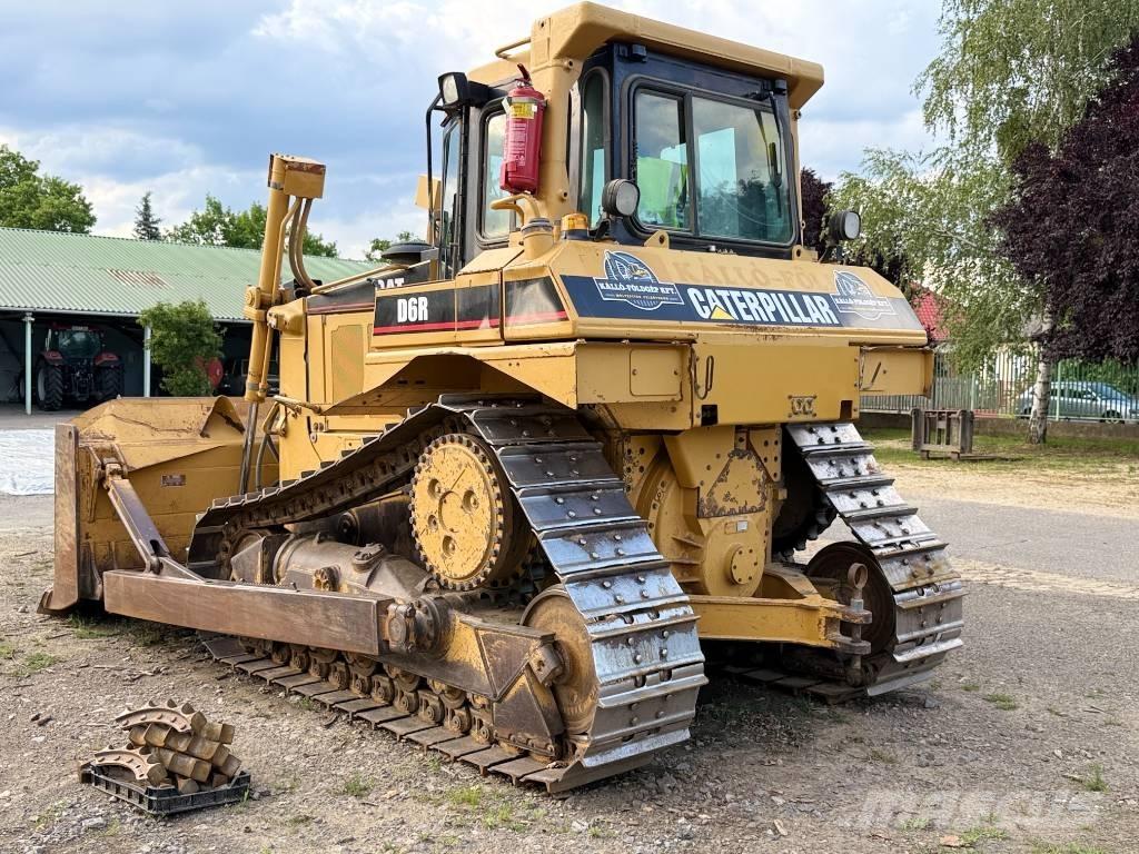 CAT D 6 R Buldožeri gusjeničari
