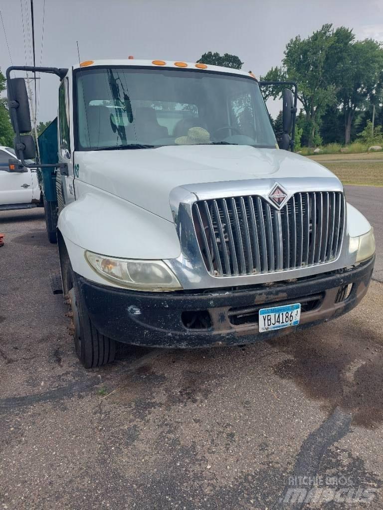 International 4200 Kiper kamioni