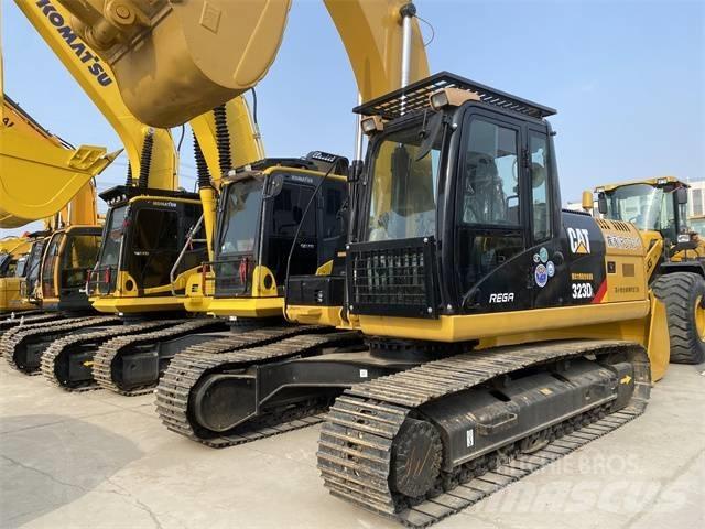 CAT 323 D L Bageri gusjeničari