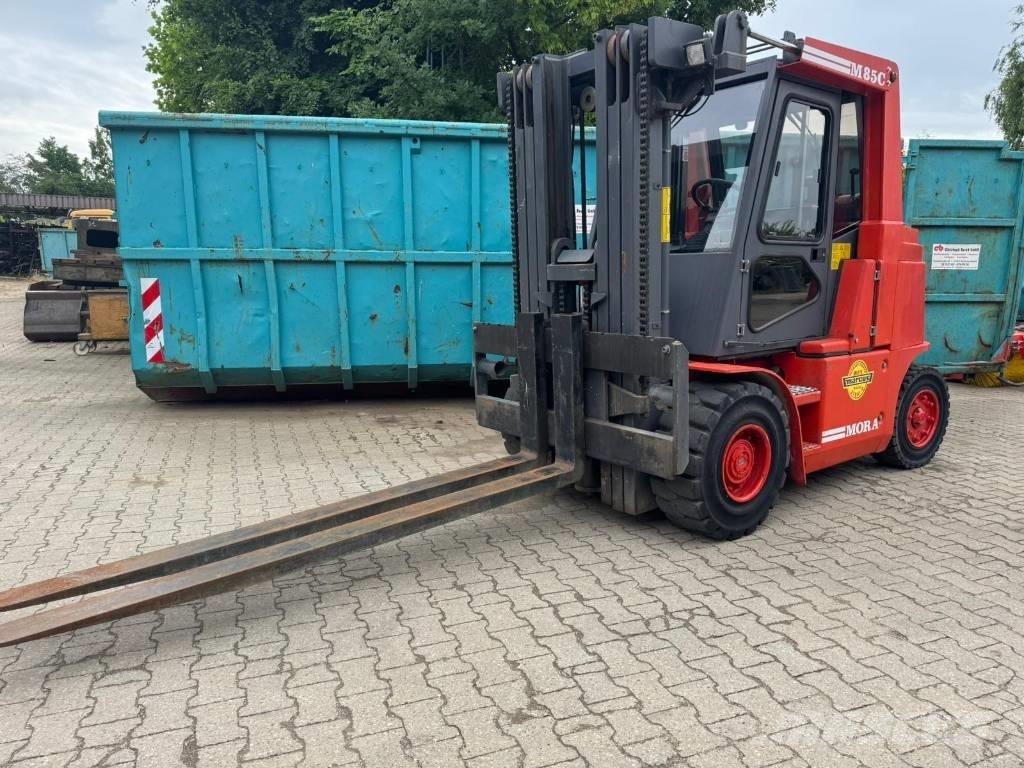 Mora M 80 CS Dizelski viličari