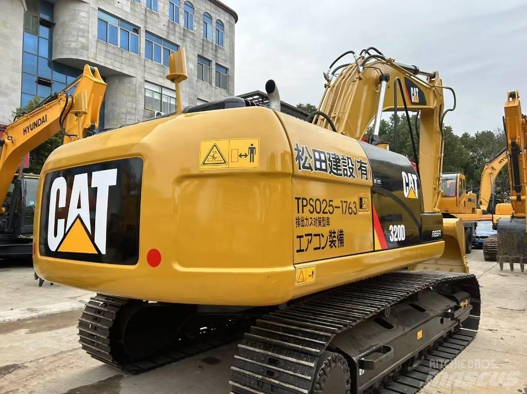 CAT 320 Bageri gusjeničari