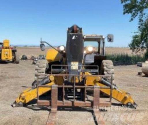 CAT TL1255D Teleskopski viličari