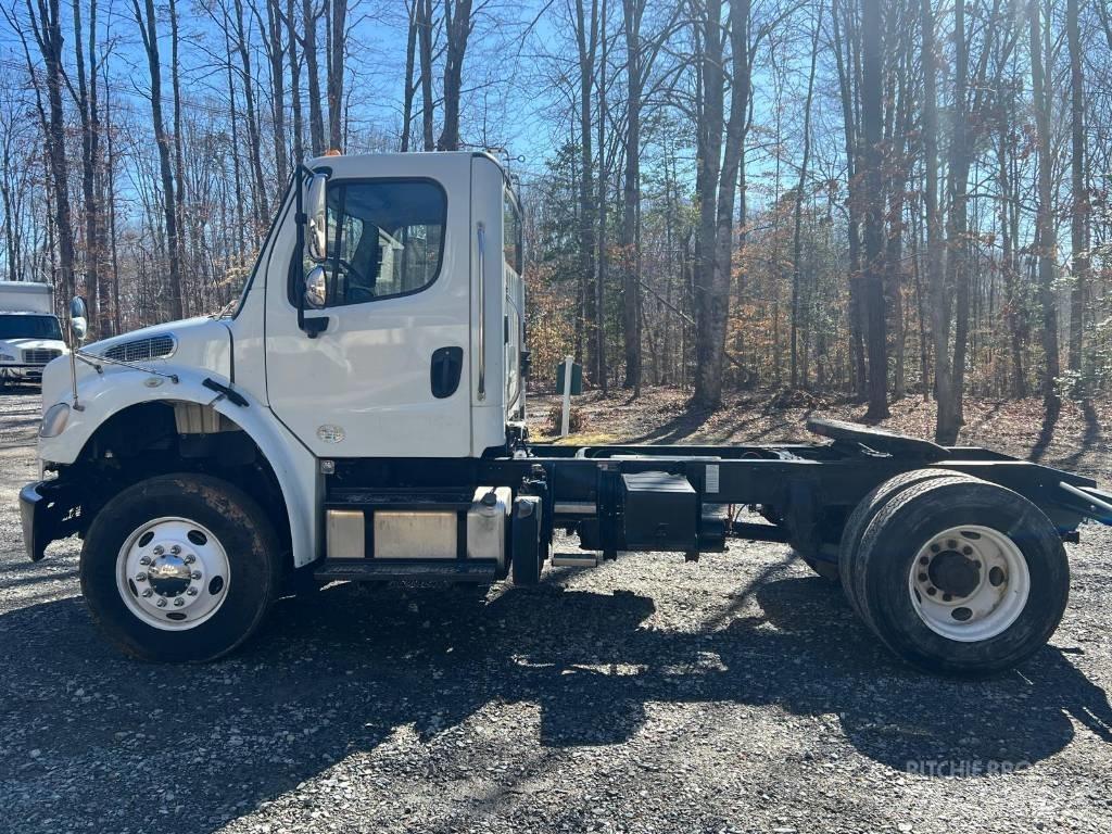 Freightliner M2106 Traktorske jedinice