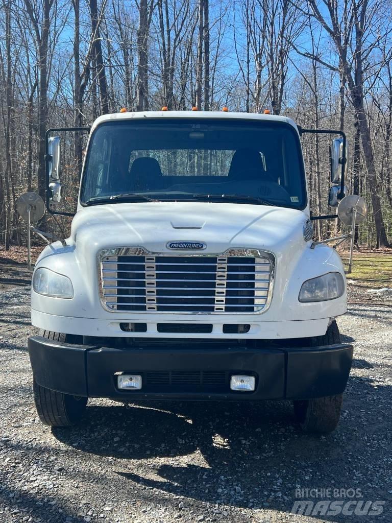 Freightliner M2106 Traktorske jedinice