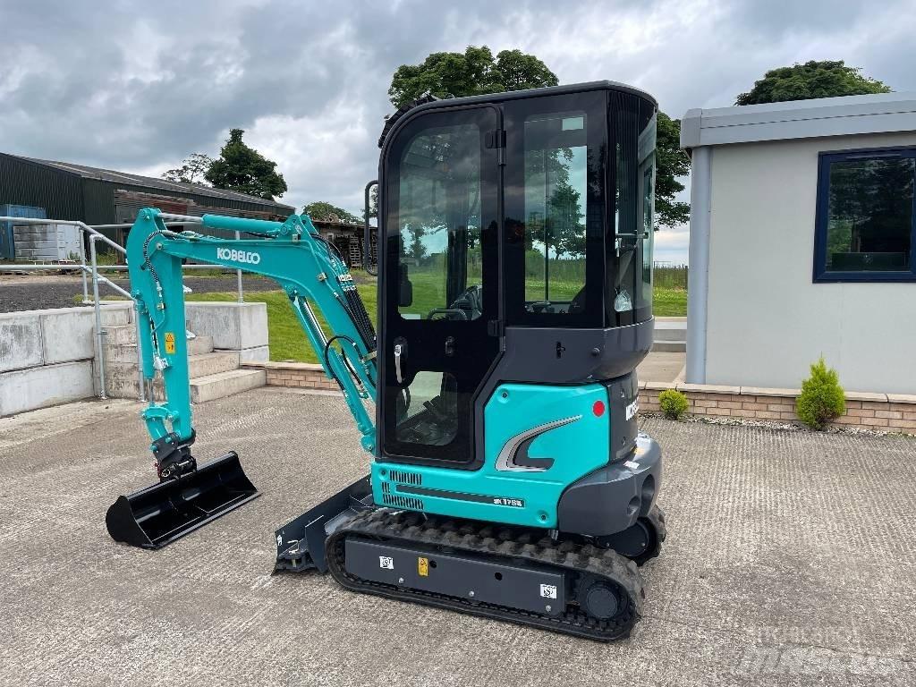 Kobelco SK17SR-3E Mini bageri <7t