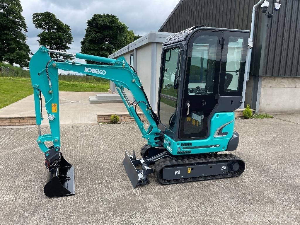 Kobelco SK17SR-3E Mini bageri <7t