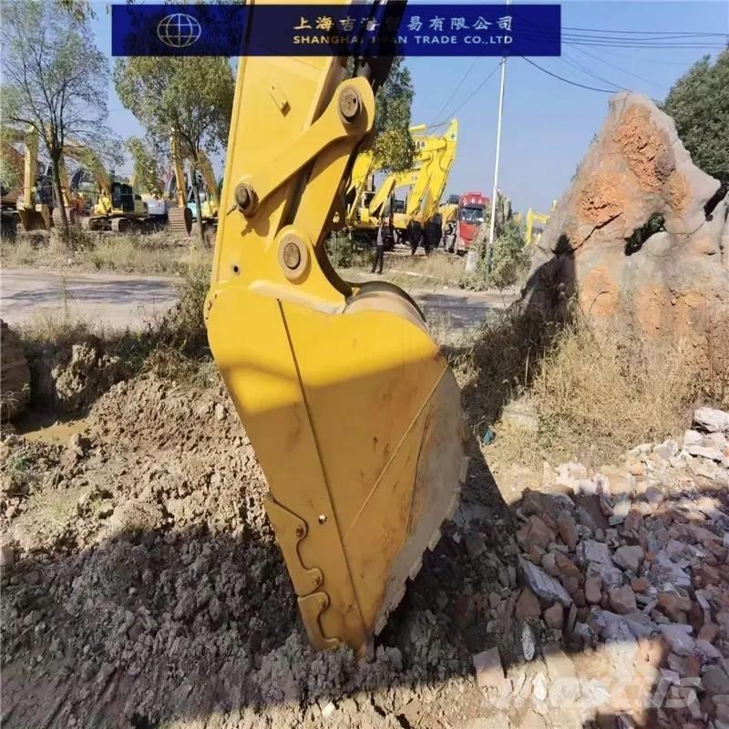 CAT 330 D Bageri gusjeničari