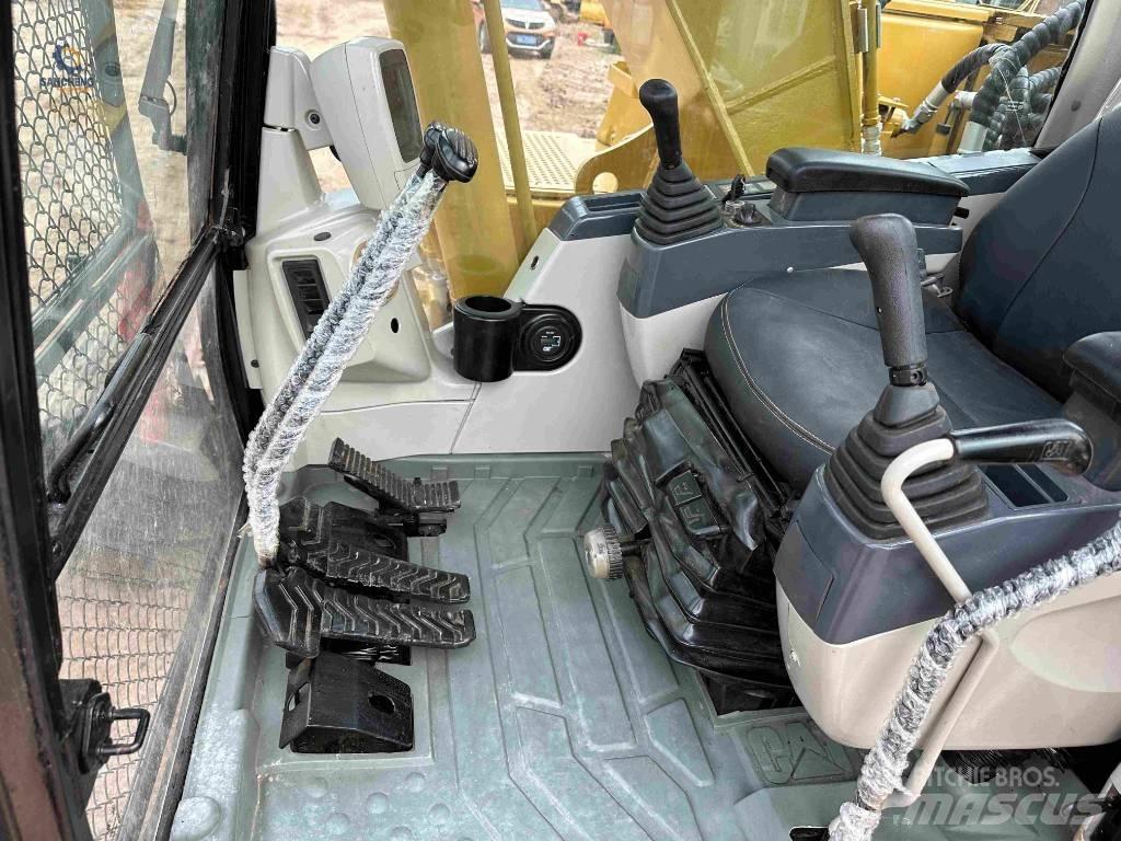 CAT 320 C L Bageri gusjeničari
