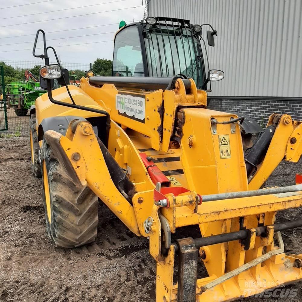 JCB 535 V 125 Teleskopski viličari