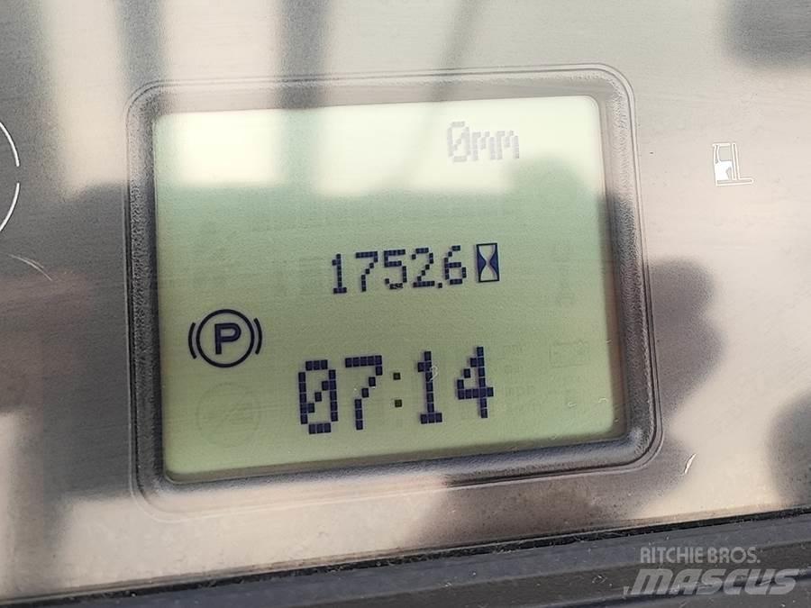 Linde R20B-01 Viličari sa 4-stranskim dohvatom