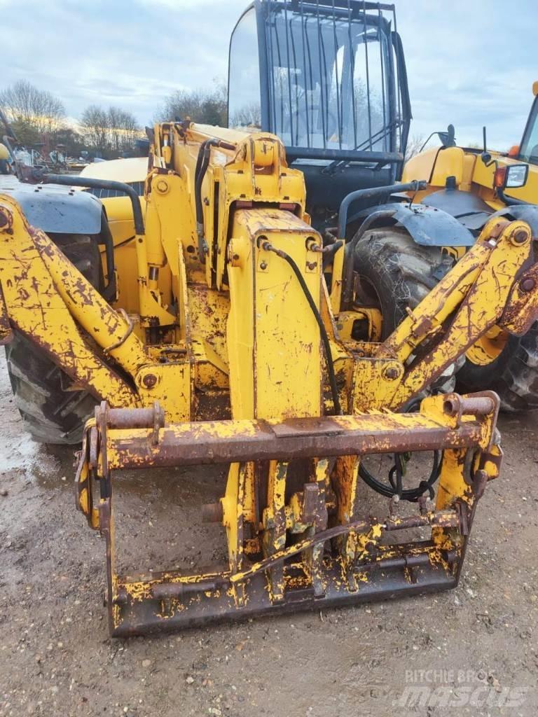JCB 532-120 Teleskopski viličari