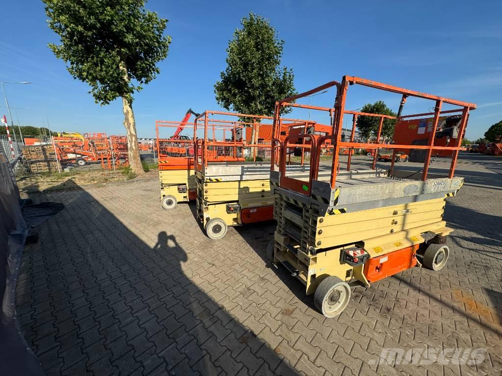 JLG 3246 ES Škaraste platforme