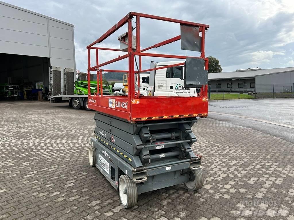 SkyJack SJ III 4632 Škaraste platforme