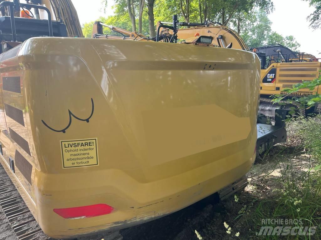 CAT 323 Bageri gusjeničari