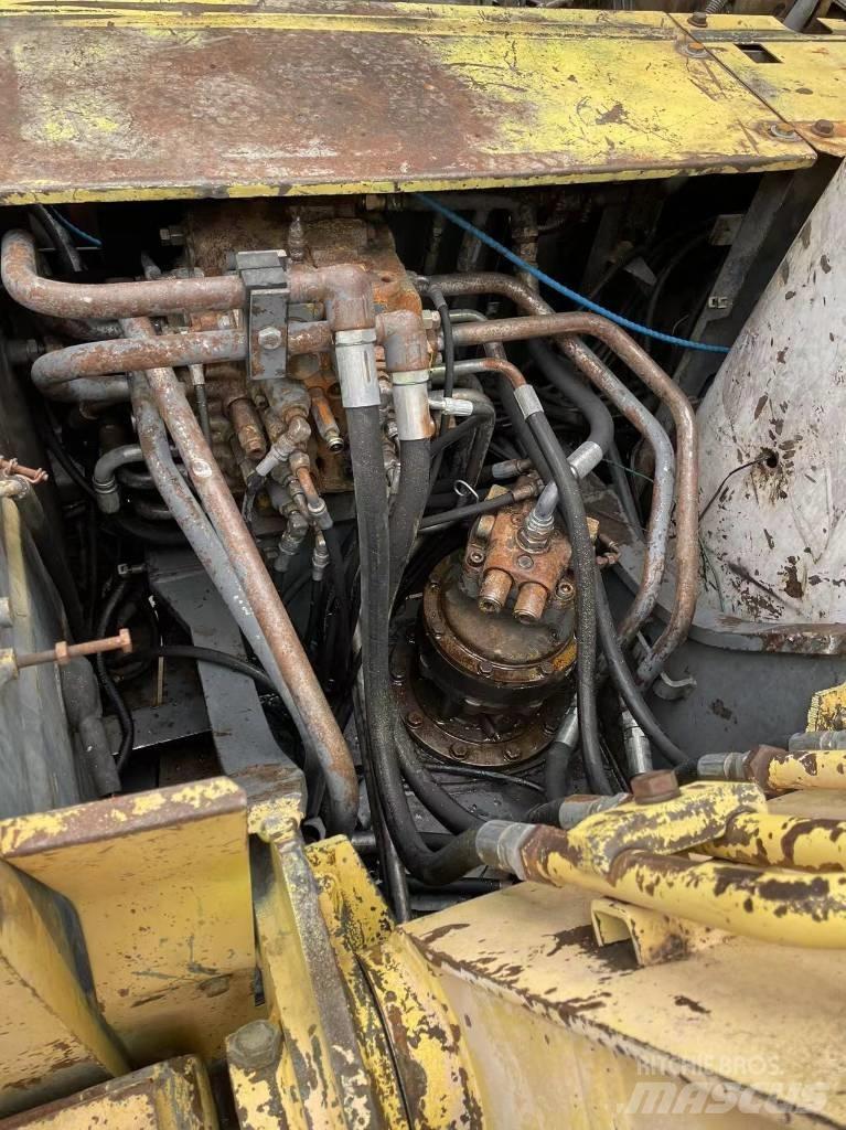 Sumitomo SH120 Bageri gusjeničari