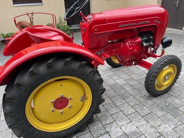 Porsche Junior 108 Traktori
