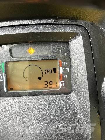 John Deere X590 Traktorske kosilice