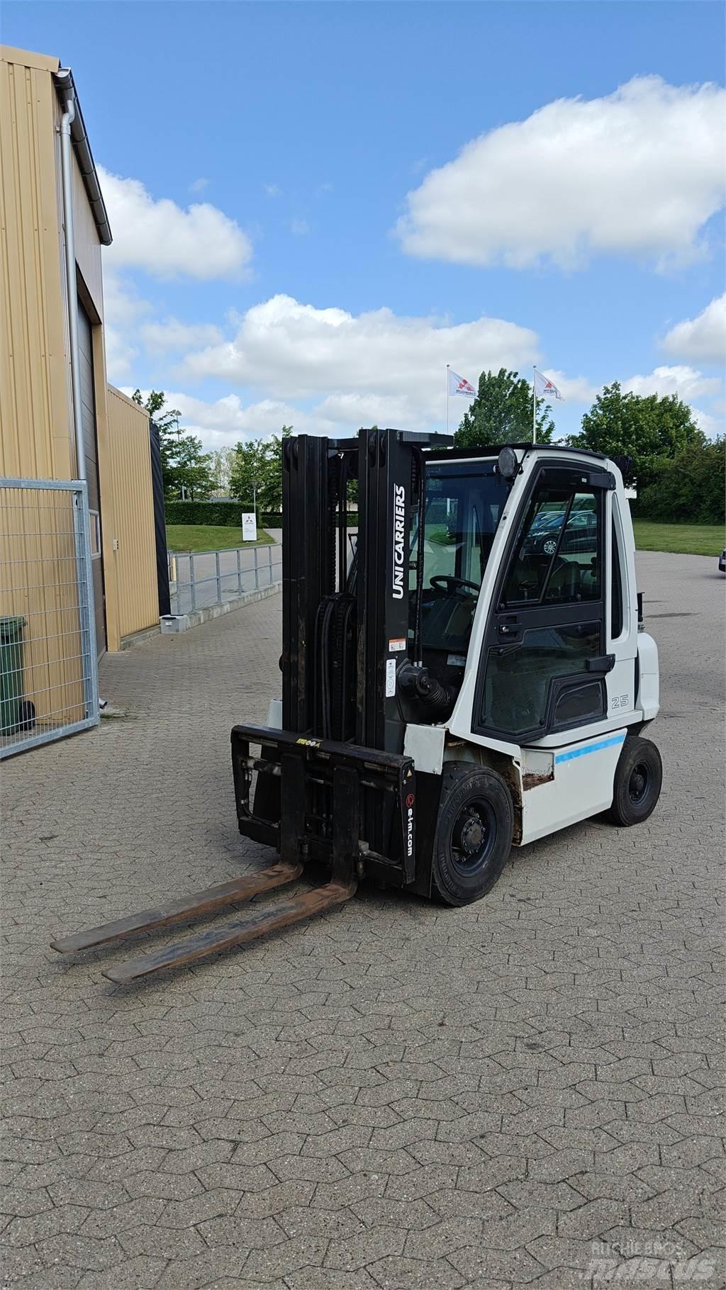 UniCarriers DX20 Plinski viličari