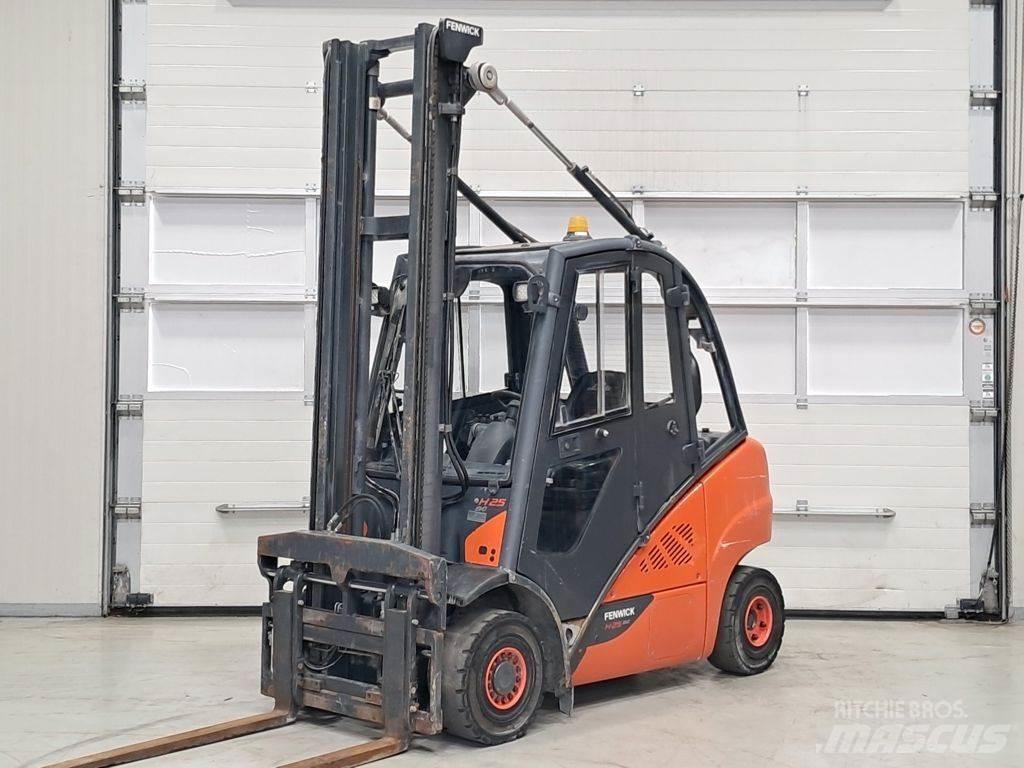 Linde H25D-02 Dizelski viličari