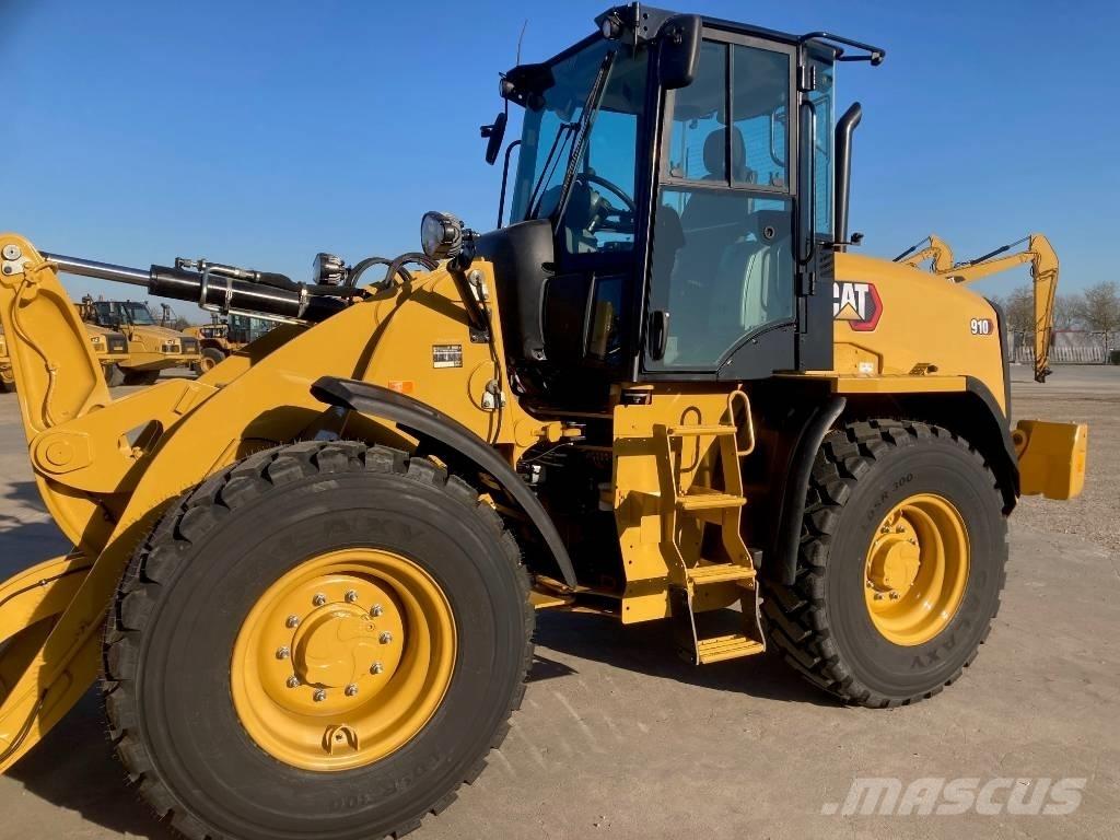 CAT 910 Utovarivači na kotačima