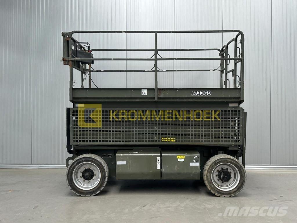 JLG M 3369 Škaraste platforme