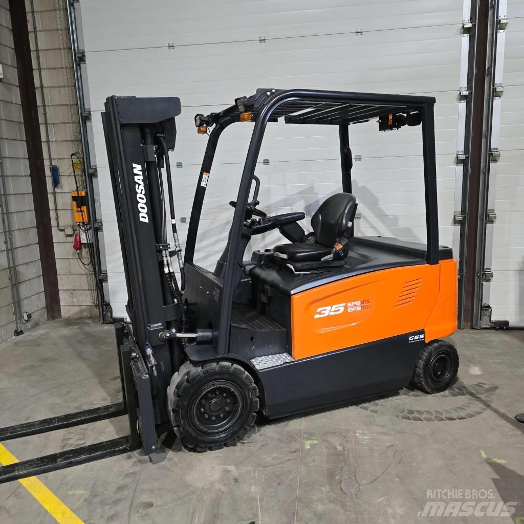 Doosan B 35 X-7 Električni viličari