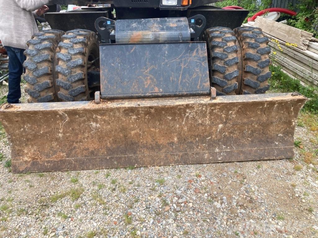 Hitachi ZX 145 W-6 Bageri na kotačima